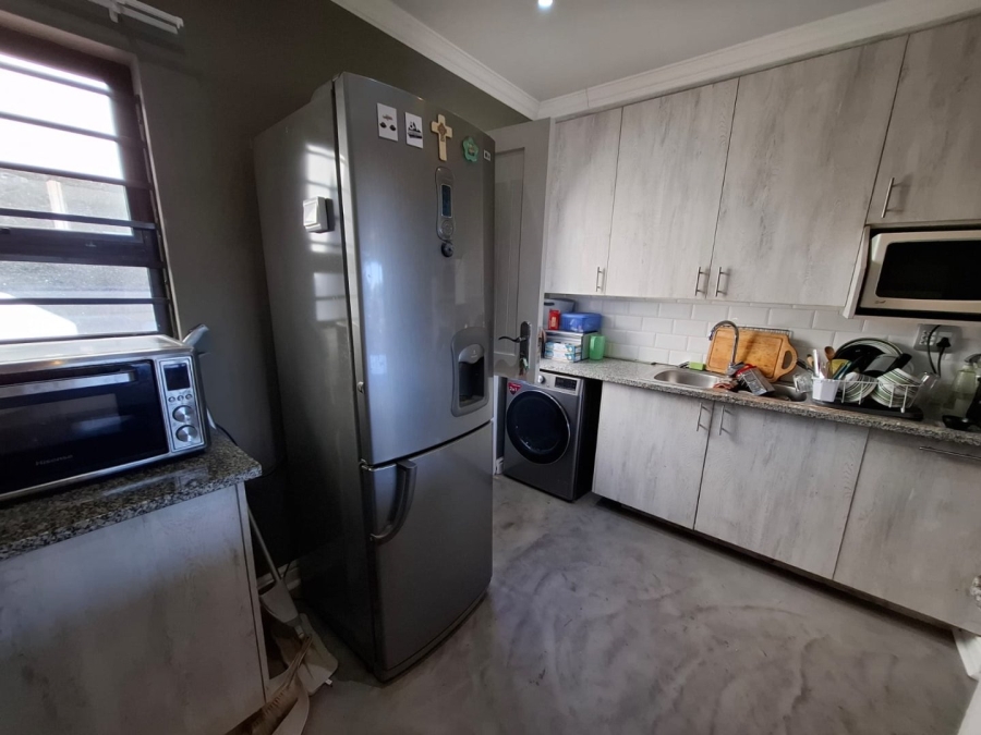 2 Bedroom Property for Sale in Groenvlei Sh Free State